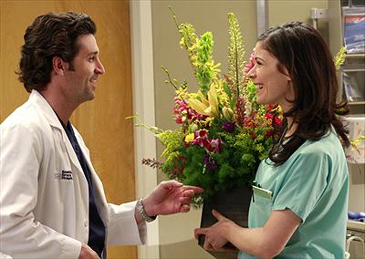 Patrick Dempsey som Dr. Derek Shepherd & Lauren Stamile som syster Rose. Foto Disney